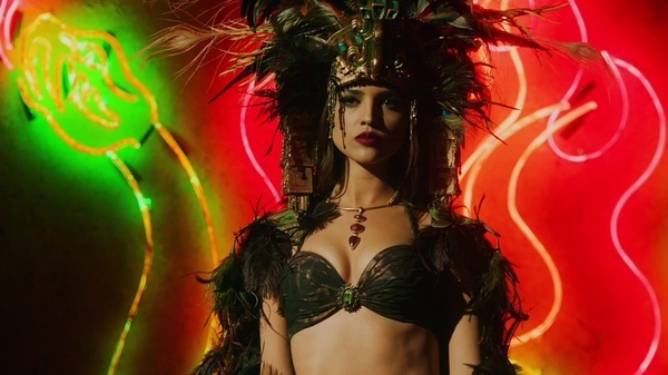 杀出个黎明的那个女主角叫什么名字？