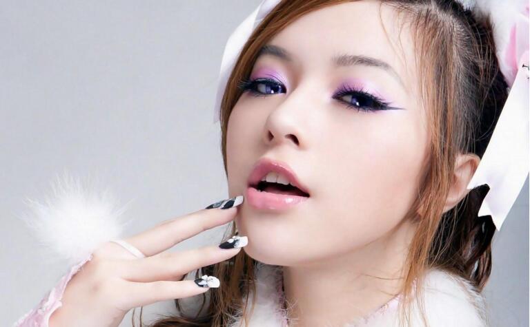 找彩妆加盟代理,彩妆加盟费是多少?彩妆化妆品加盟店排行榜?