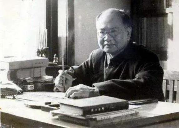 你知道“广西文学界二王”是谁吗?