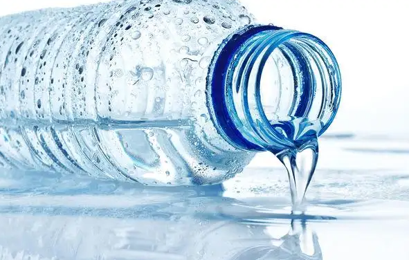 什么情况需要补充电解质?如何在家自制电解质水?