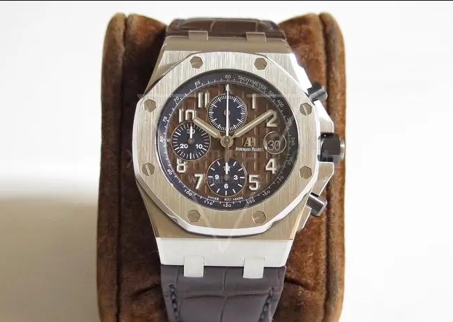 爱彼离岸手表维修怎么保养？