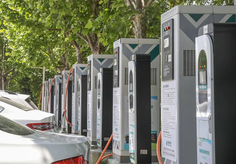 充电堆与充电桩有什么区别？