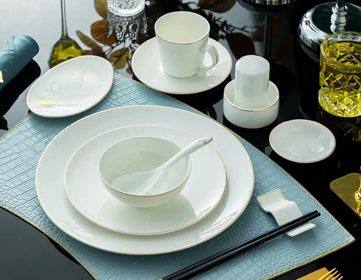 开水烫酒店的餐具能消毒吗？