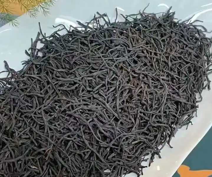 正山小种属于红茶还是绿茶？